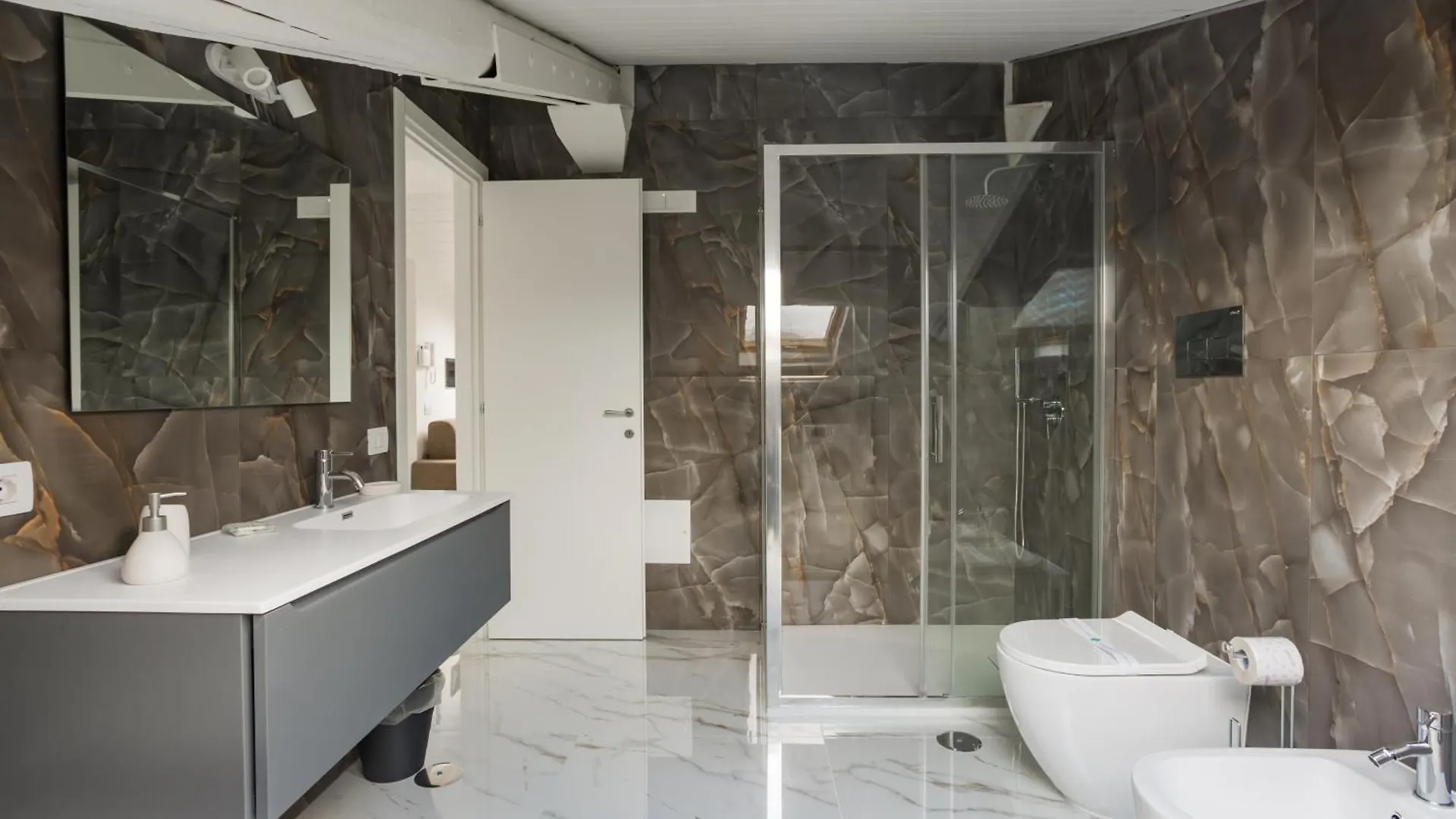Mansarde Bella Napoli Apartment