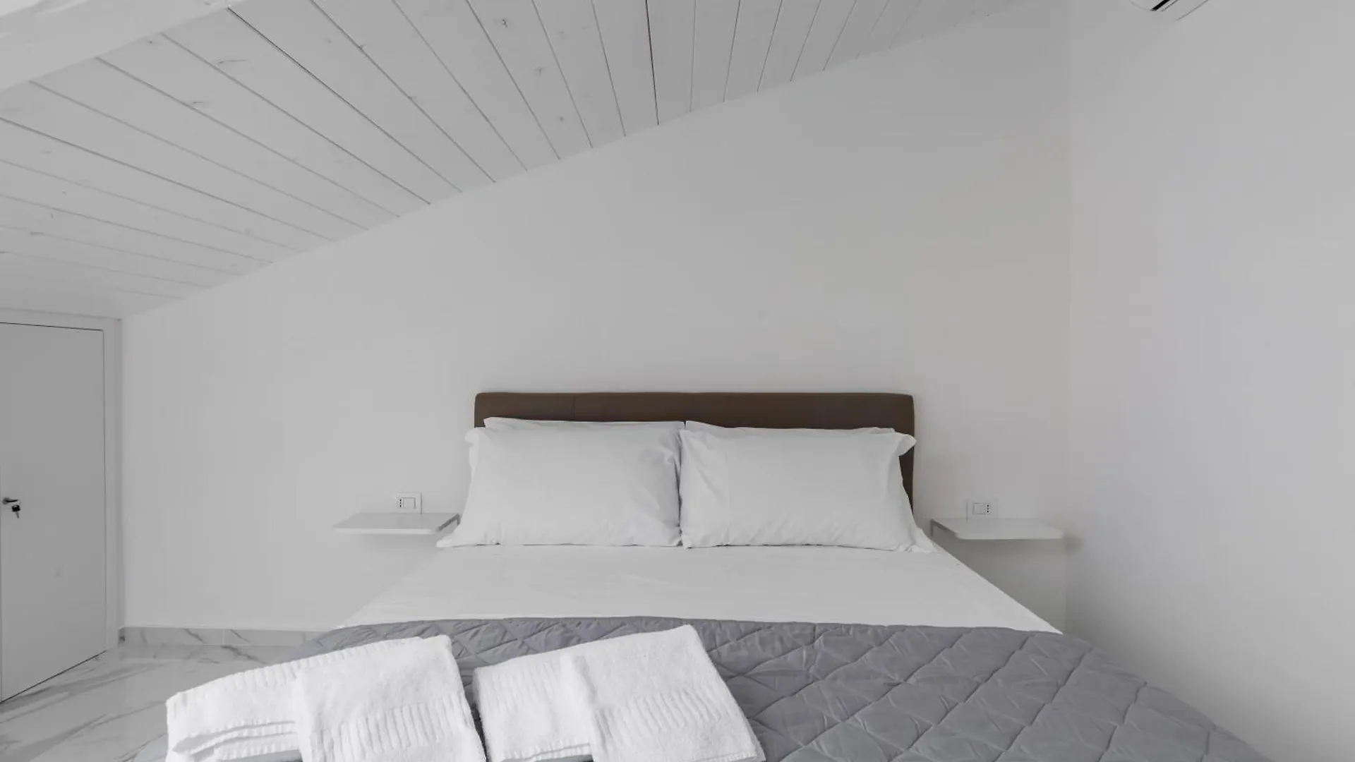 Mansarde Bella Napoli Apartment